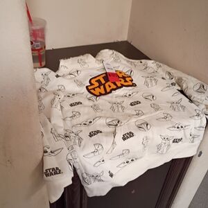 Star Wars White Baby Yoda Graphic Sweatshirt